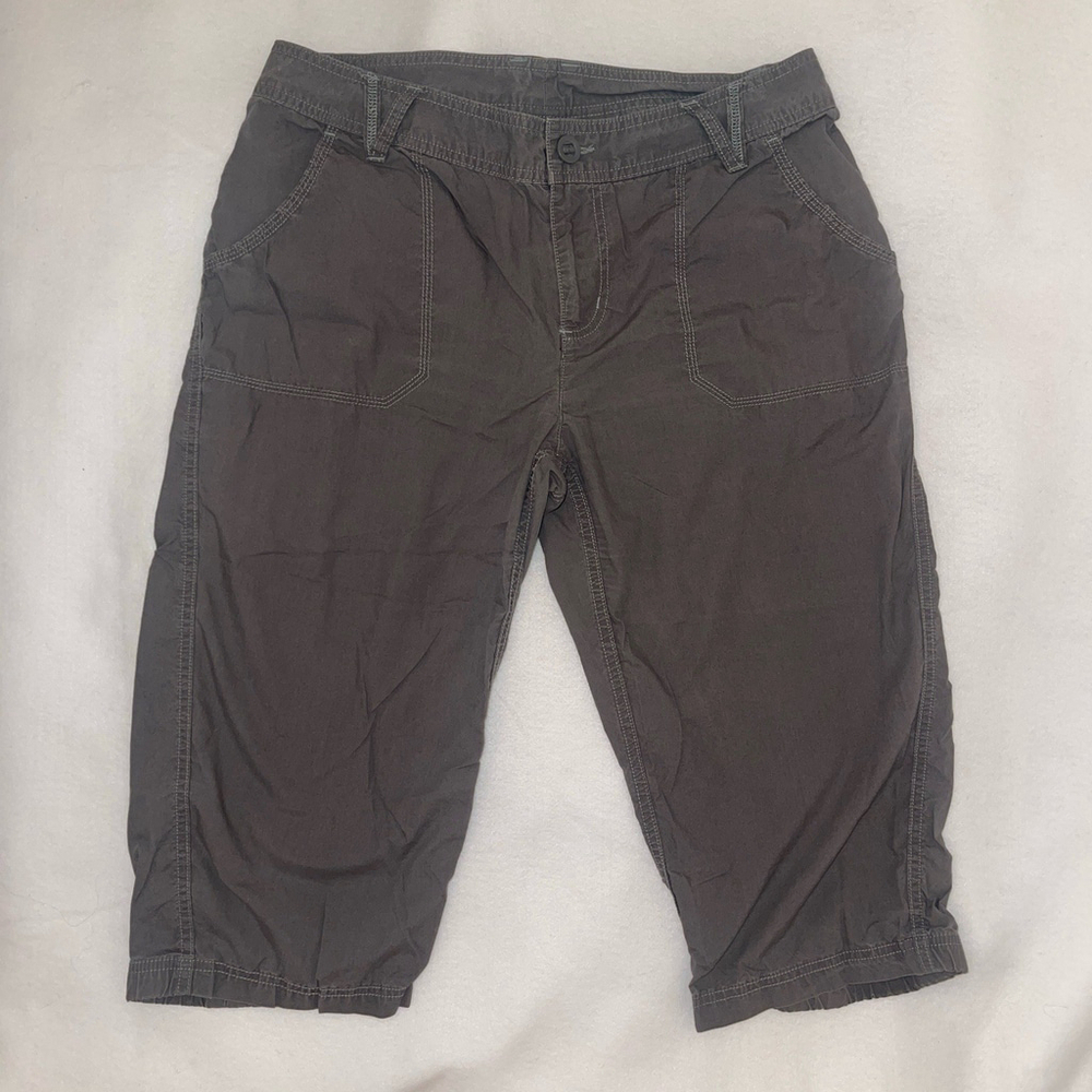Columbia Capri Pants Womens Size 12 - 18” Gray Holly Springs Hiking AL8057